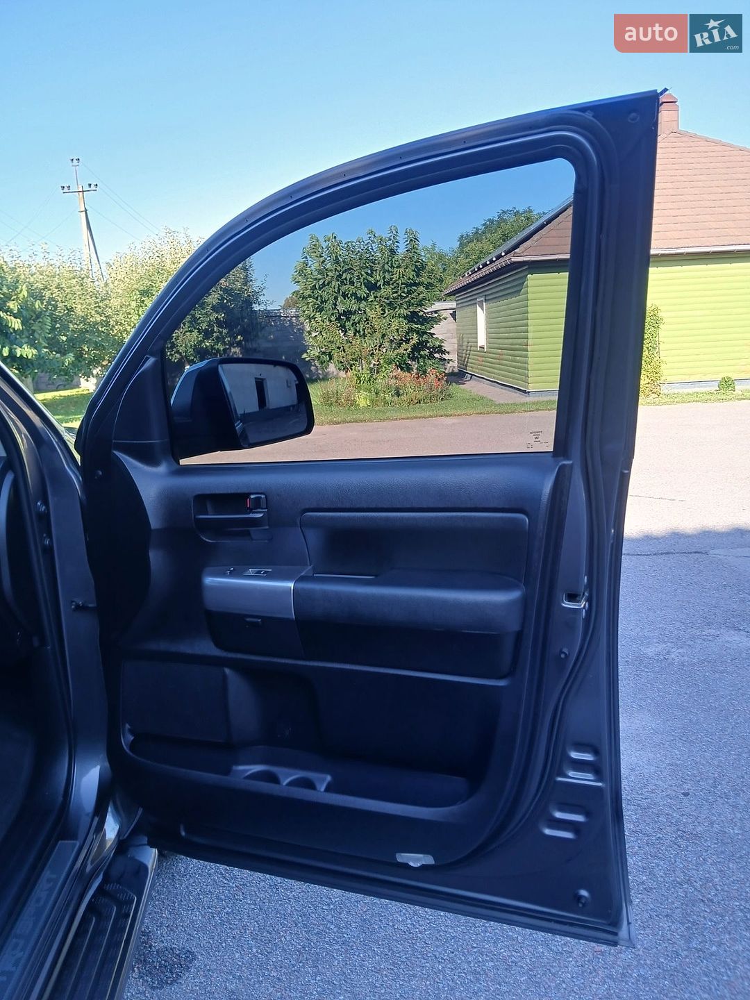 Toyota Sequoia 2018 VIN 5TDBY5G16JS162971 фото оголошення 20 з 22