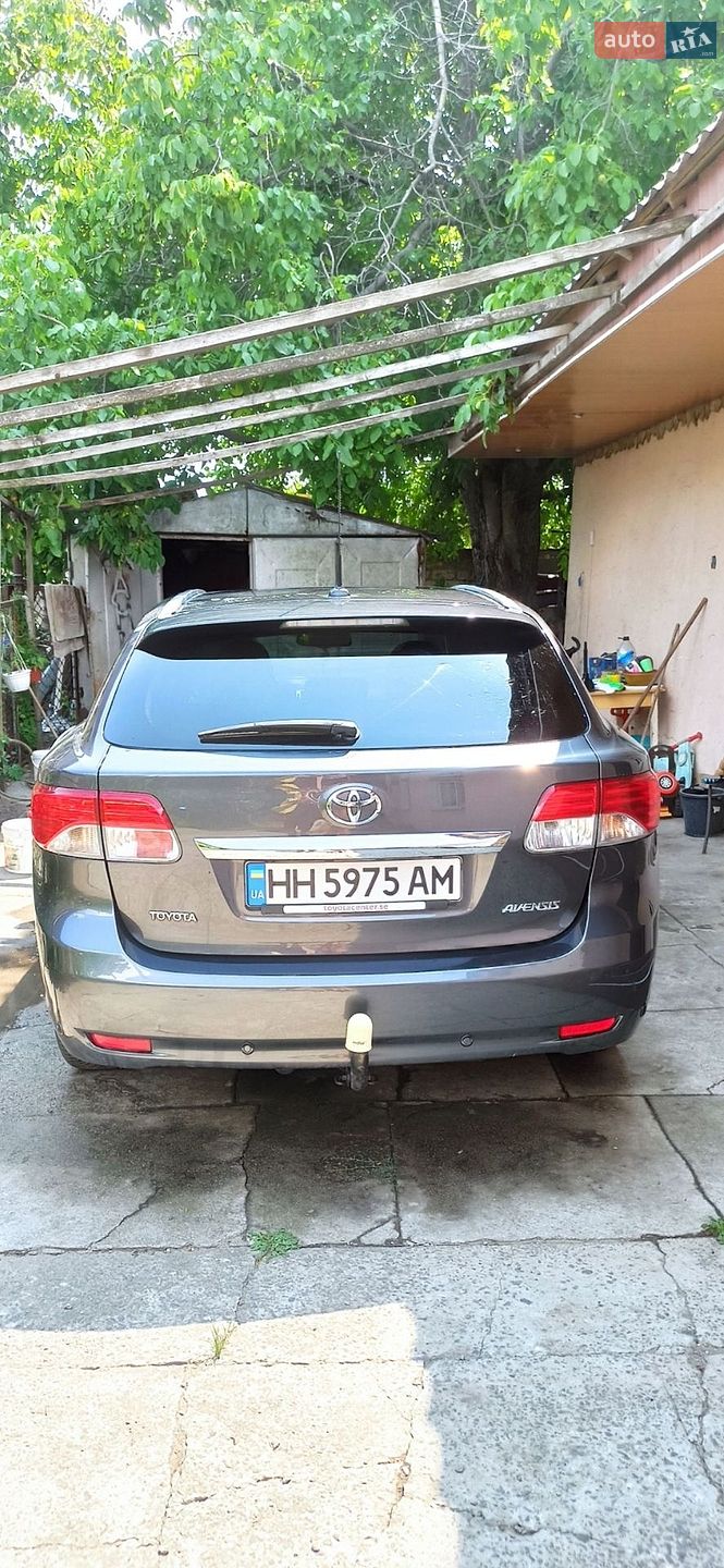 Toyota Avensis 2014 VIN SB1EB76L00E040791 фото оголошення 2 з 10