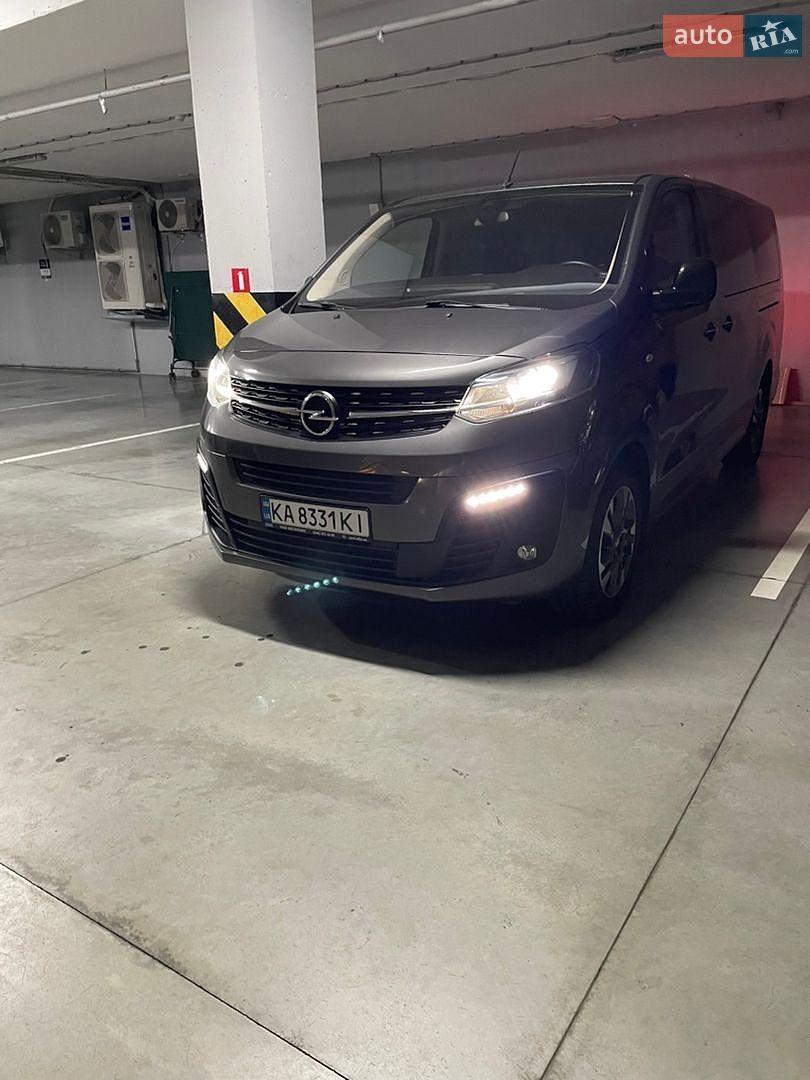 Opel Zafira Life 2023 VIN VXEVEEHZ7PZ008899 фото оголошення 2 з 47