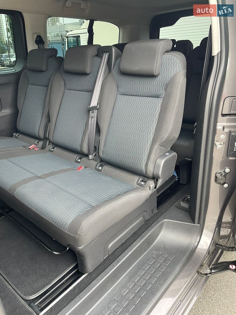 Opel Zafira Life 2023 VIN VXEVEEHZ7PZ008899 фото оголошення 17 з 47