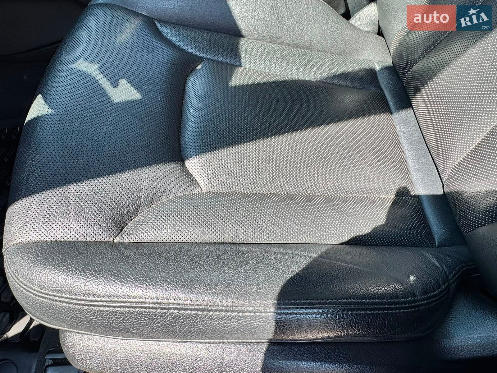 Audi Q7 2018 VIN WA1LAAF71JD034411 фото оголошення 14 з 16