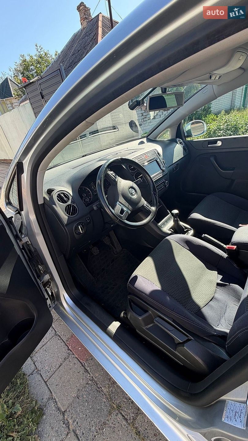 Volkswagen Golf Plus 2010 VIN WVWZZZ1KZAW601050 фото оголошення 8 з 12