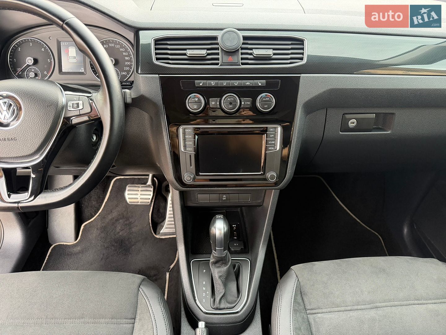 Volkswagen Caddy 2020 VIN WV2ZZZ2KZLX083162 фото оголошення 22 з 35