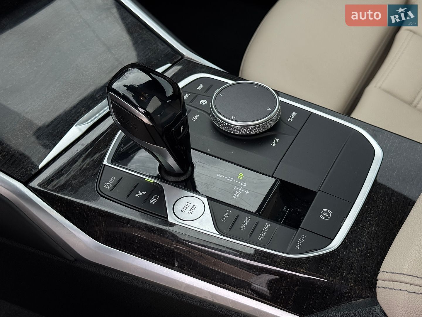 BMW 3 Series 2021 VIN 3MW5P7J09M8B75848 фото оголошення 17 з 27