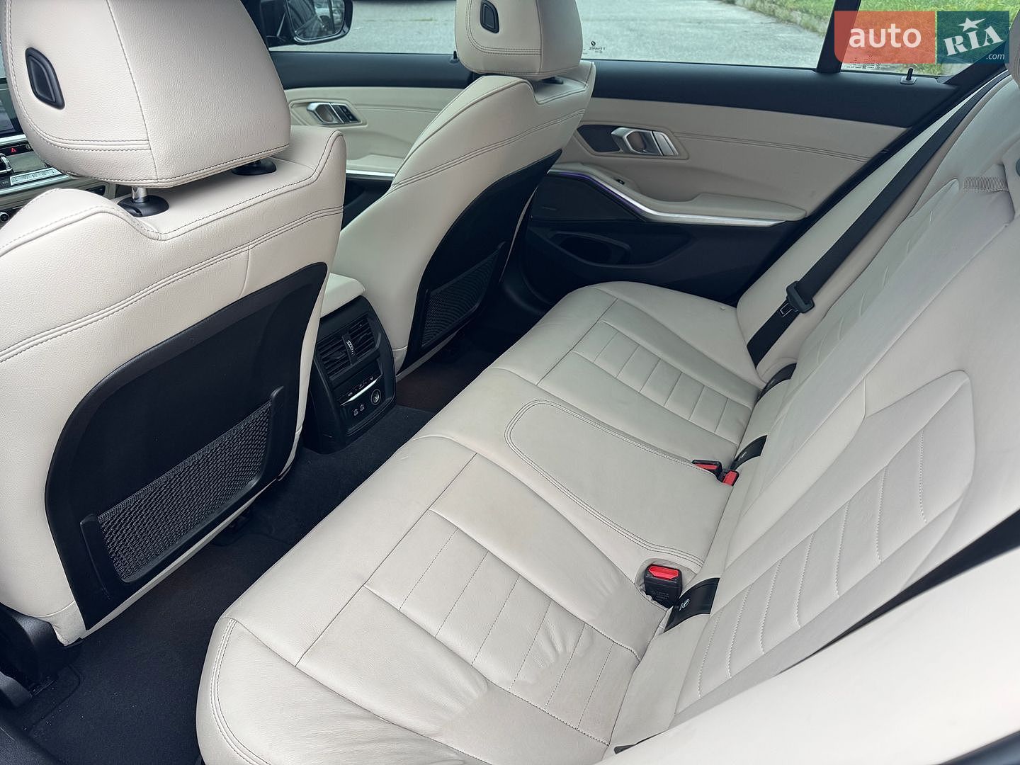 BMW 3 Series 2021 VIN 3MW5P7J09M8B75848 фото оголошення 19 з 27