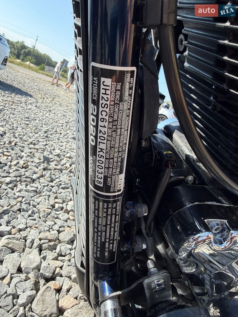Honda VT 1300CX Fury 2020 VIN JH2SC6120LK500338 фото оголошення 16 з 17
