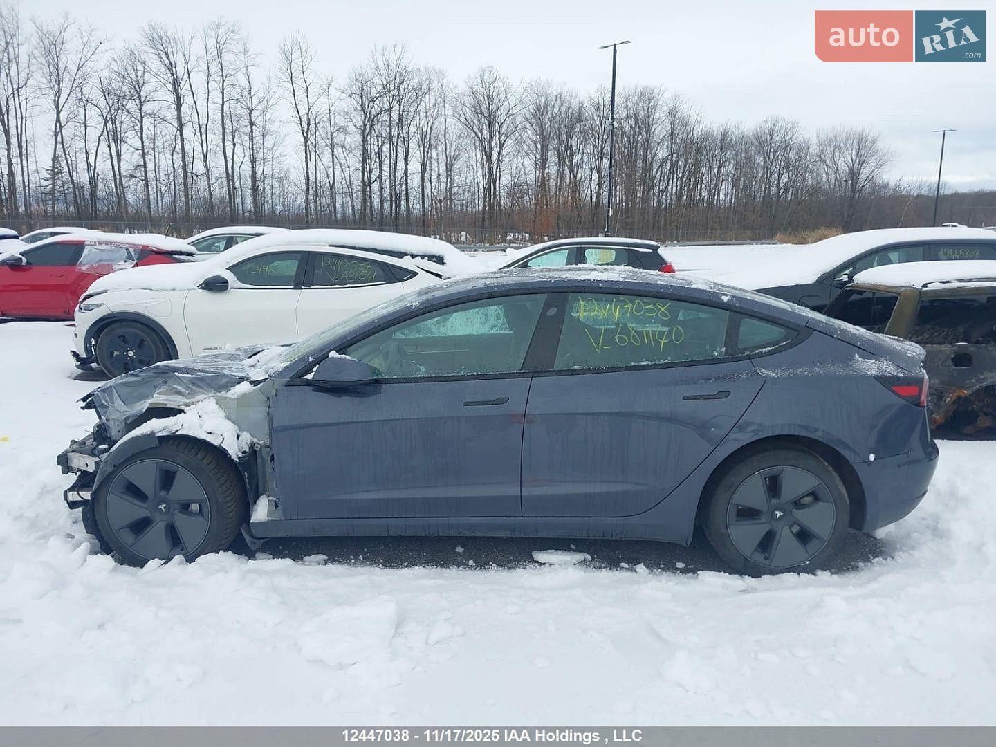 Tesla Model 3 2023 VIN 5YJ3E1EB7PF681140 фото оголошення 3 з 78