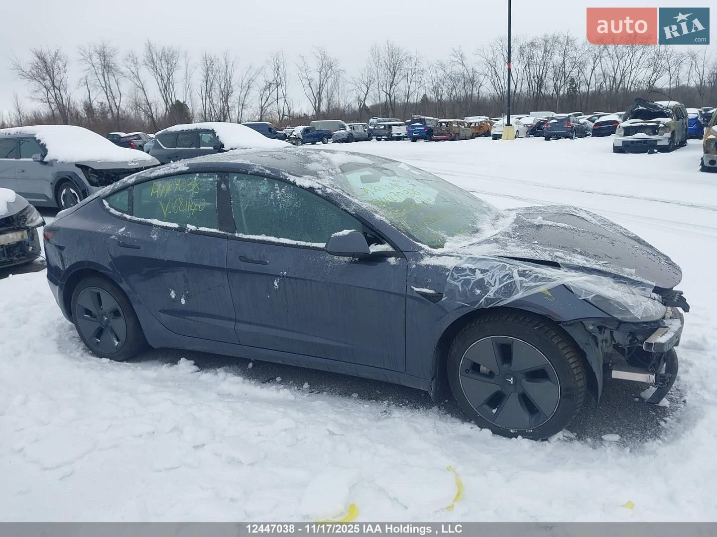 Tesla Model 3 2023 VIN 5YJ3E1EB7PF681140 фото оголошення 4 з 78