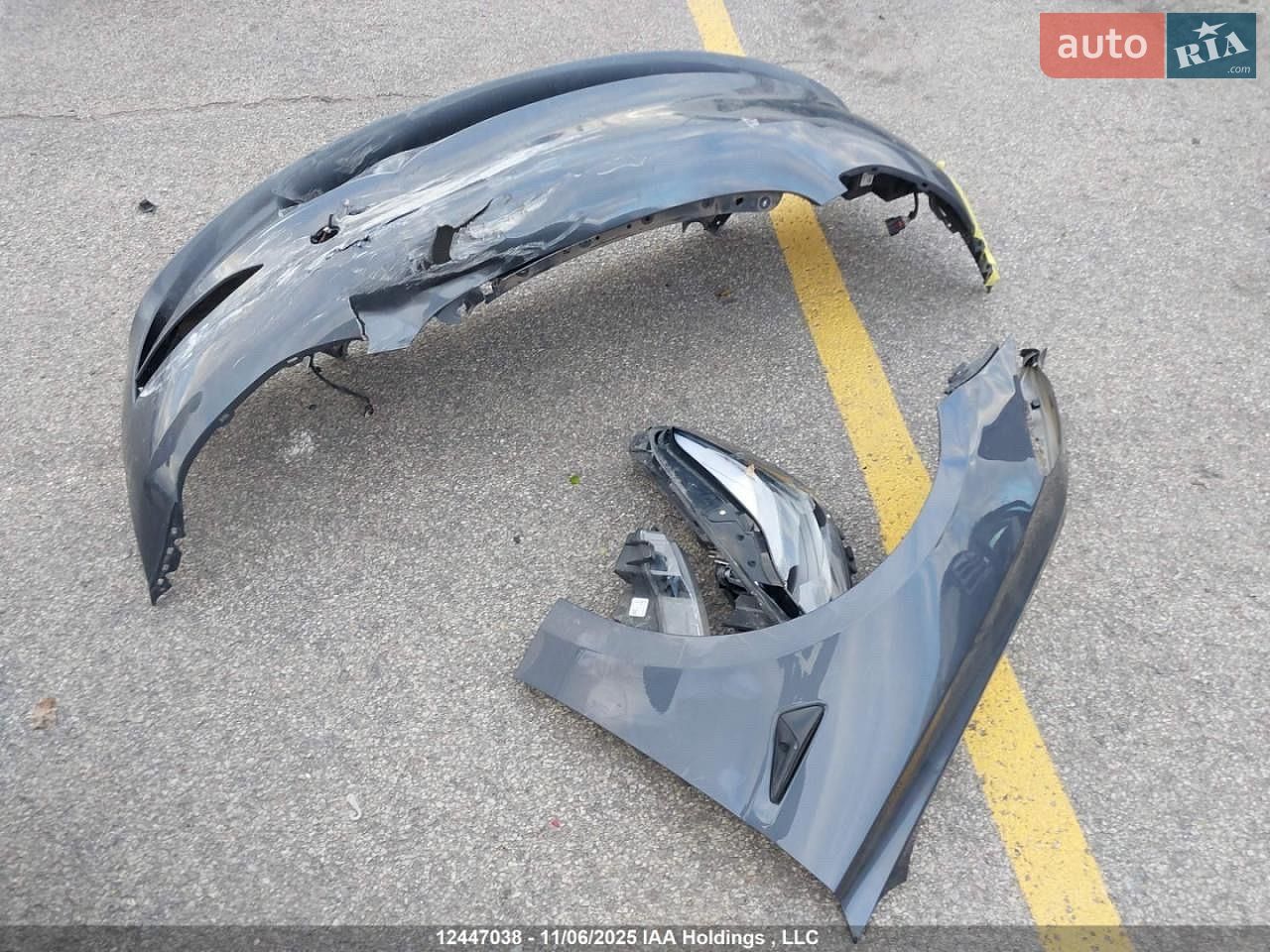 Tesla Model 3 2023 VIN 5YJ3E1EB7PF681140 фото оголошення 10 з 78