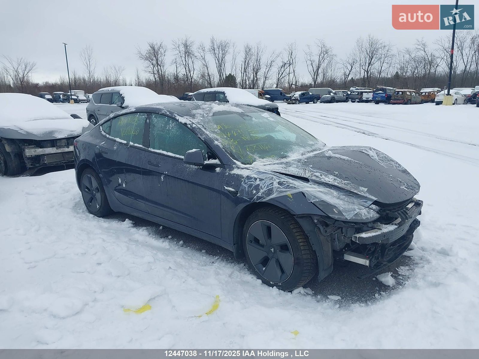 Tesla Model 3 2023 VIN 5YJ3E1EB7PF681140 фото оголошення 15 з 78
