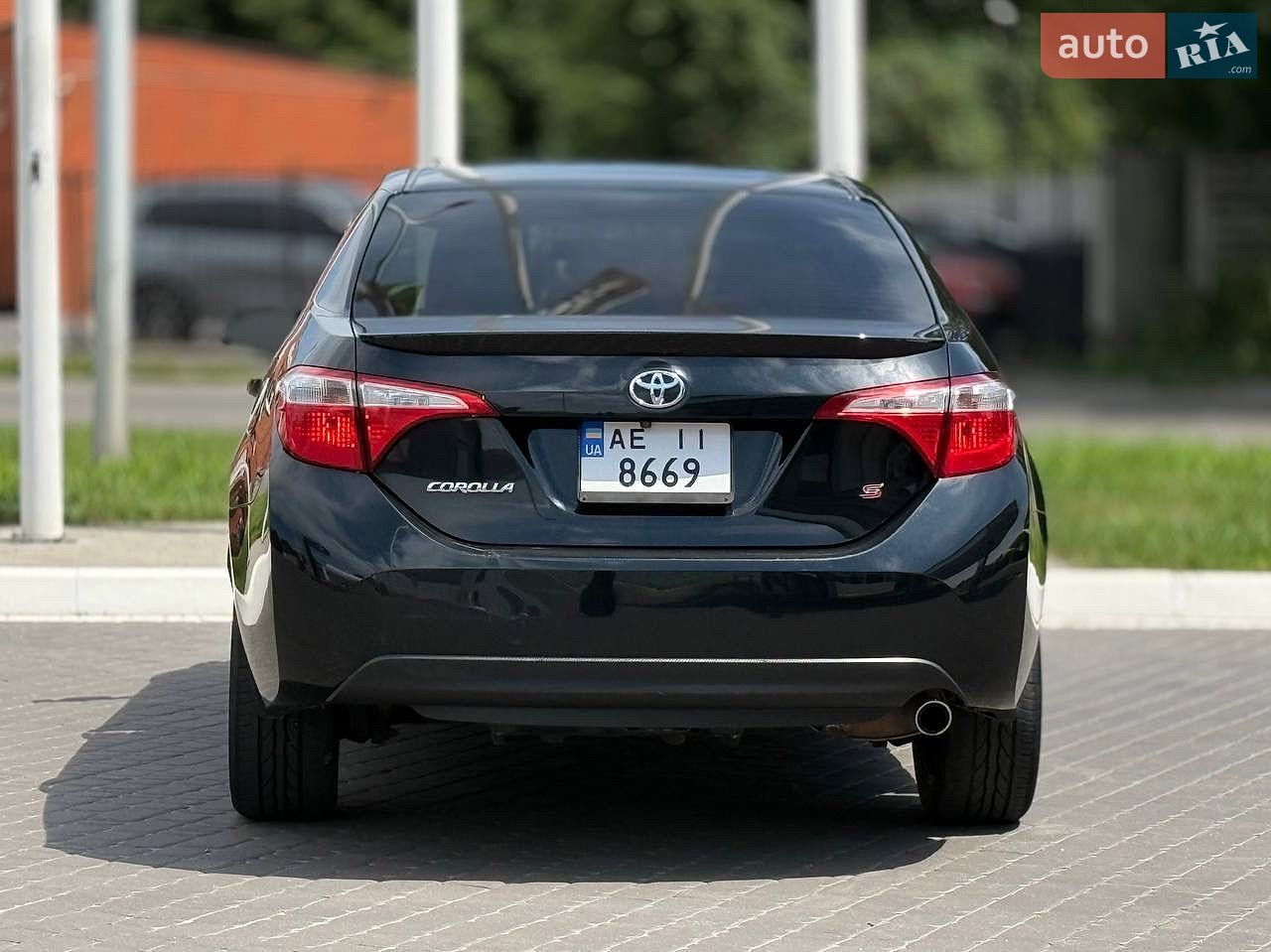 Toyota Corolla 2014 VIN 5YFBURHE3FP225948 фото оголошення 5 з 31