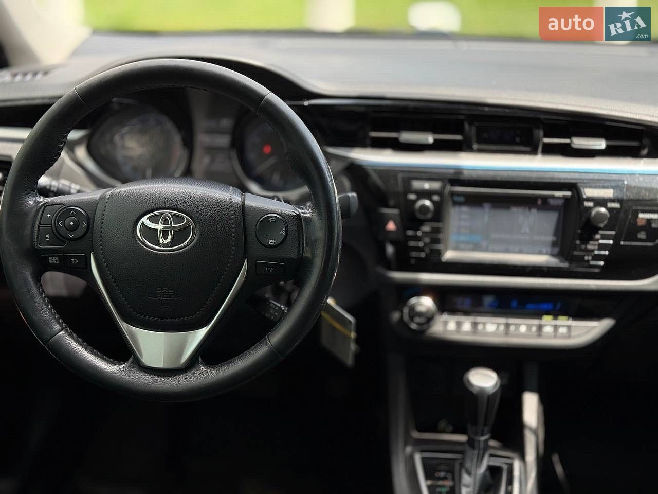 Toyota Corolla 2014 VIN 5YFBURHE3FP225948 фото оголошення 13 з 31