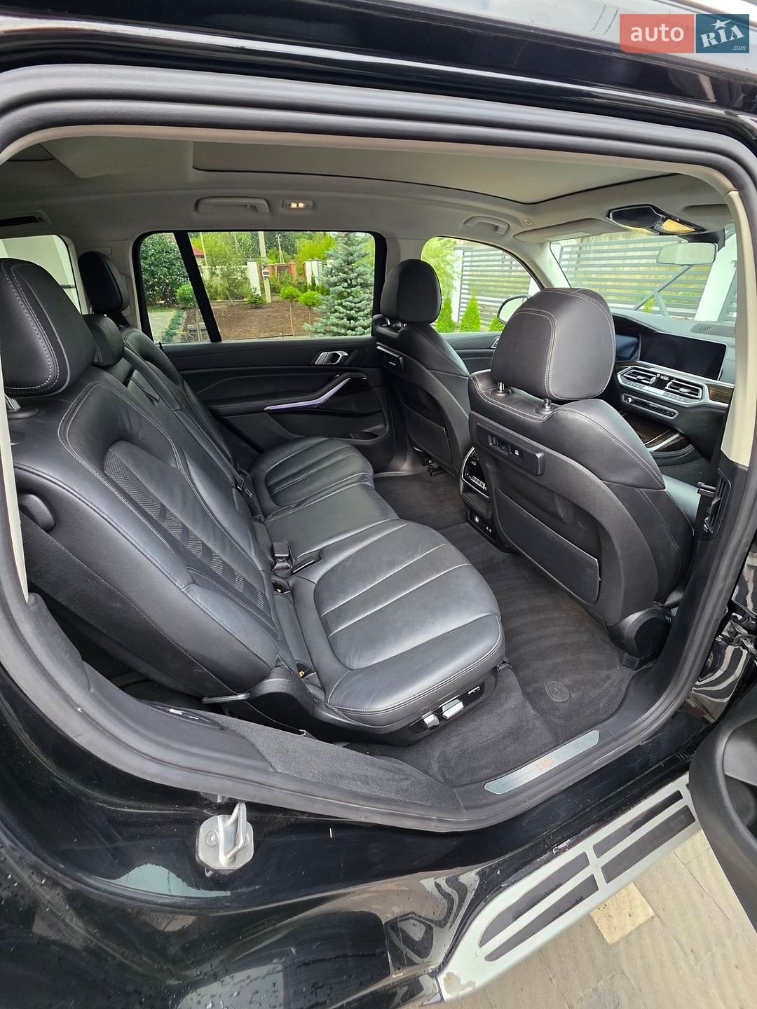 BMW X7 2019 VIN 5UXCW2C05L9B00485 фото оголошення 4 з 25