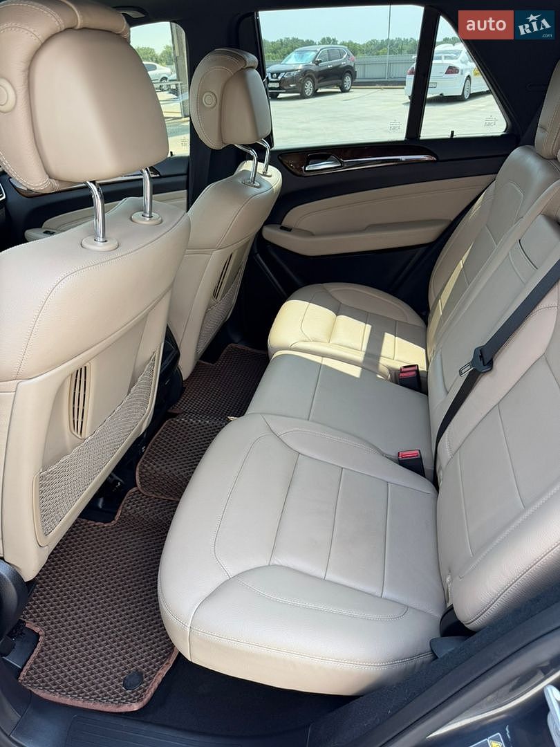 Mercedes-Benz M-Class 2015 VIN 4JGDA0EB0FA551231 фото оголошення 10 з 16