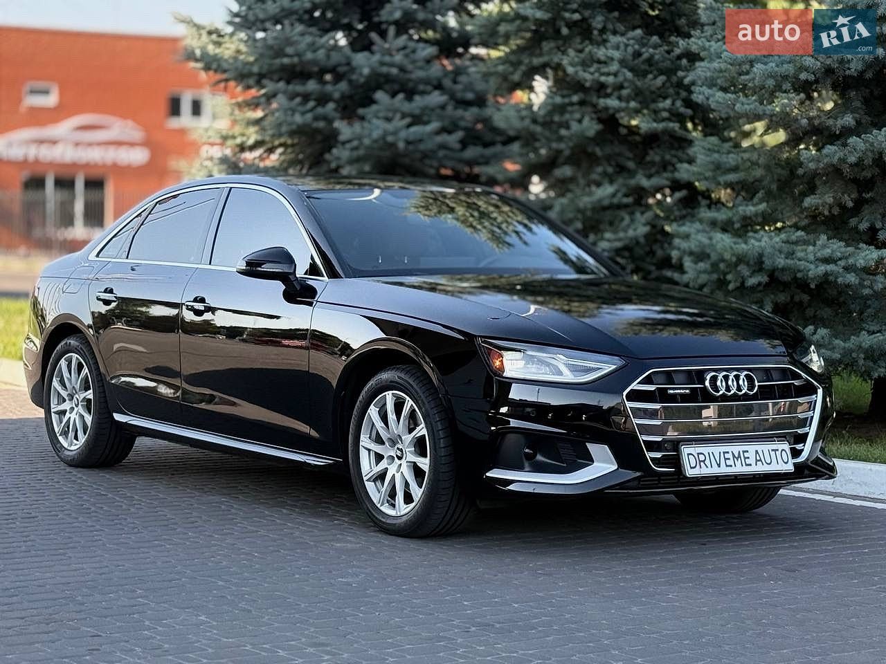 Audi A4 2021 VIN WAUABAF49MA061018 фото оголошення 3 з 41