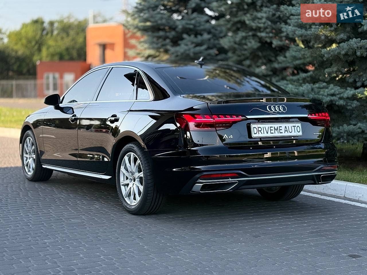 Audi A4 2021 VIN WAUABAF49MA061018 фото оголошення 6 з 41