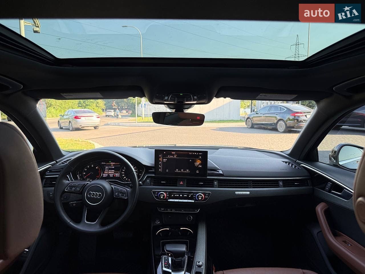 Audi A4 2021 VIN WAUABAF49MA061018 фото оголошення 16 з 41