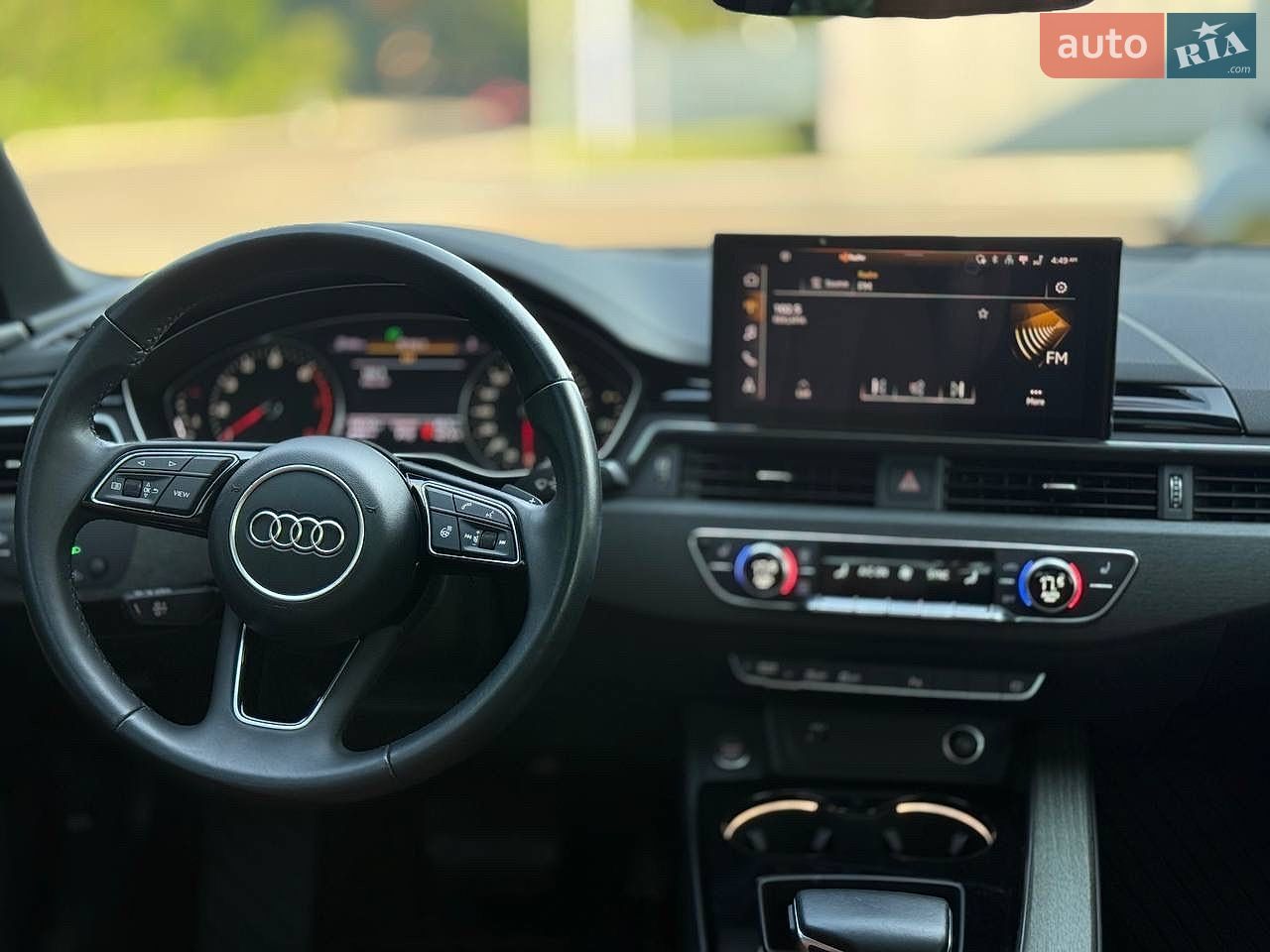 Audi A4 2021 VIN WAUABAF49MA061018 фото оголошення 19 з 41