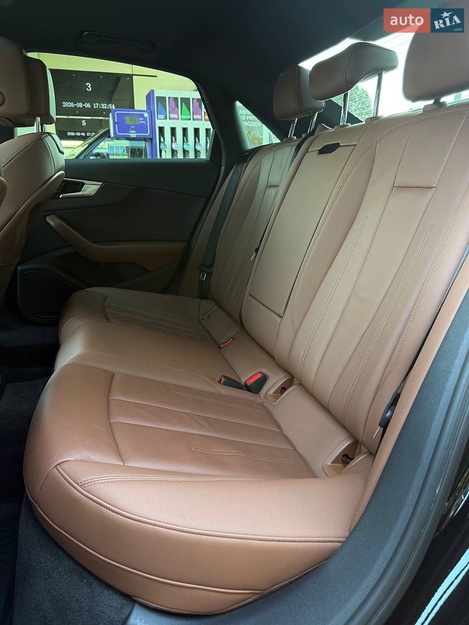 Audi A4 2021 VIN WAUABAF49MA061018 фото оголошення 38 з 41