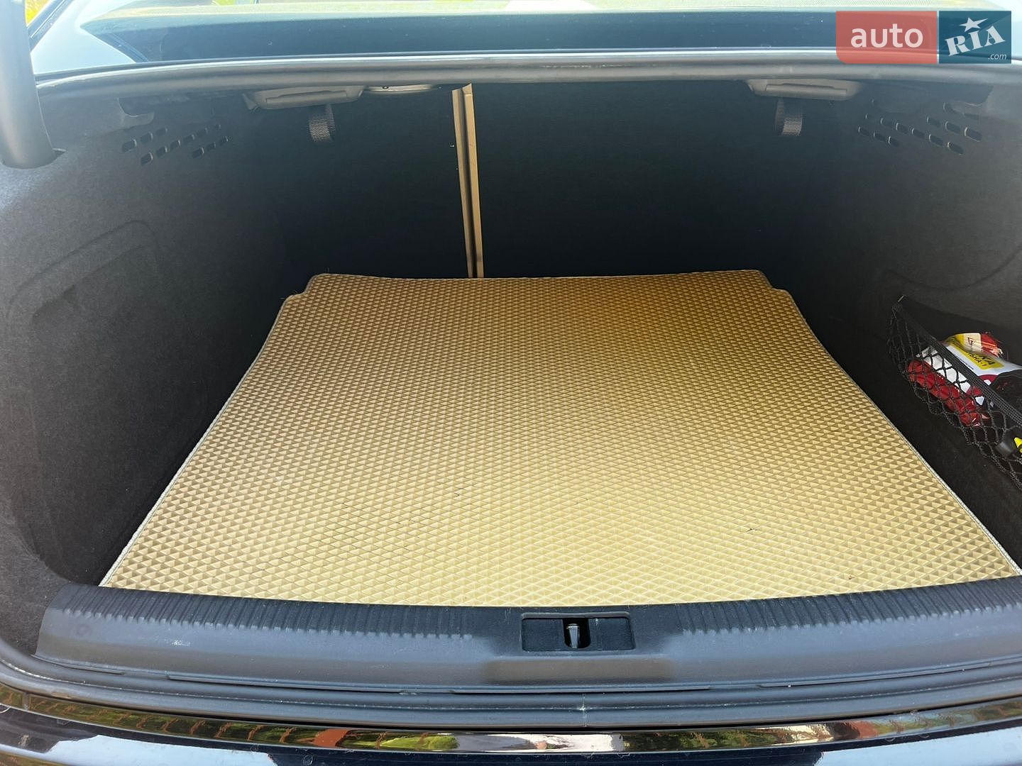 Audi A4 2012 VIN WAUFFAFL4DN005031 фото оголошення 8 з 29