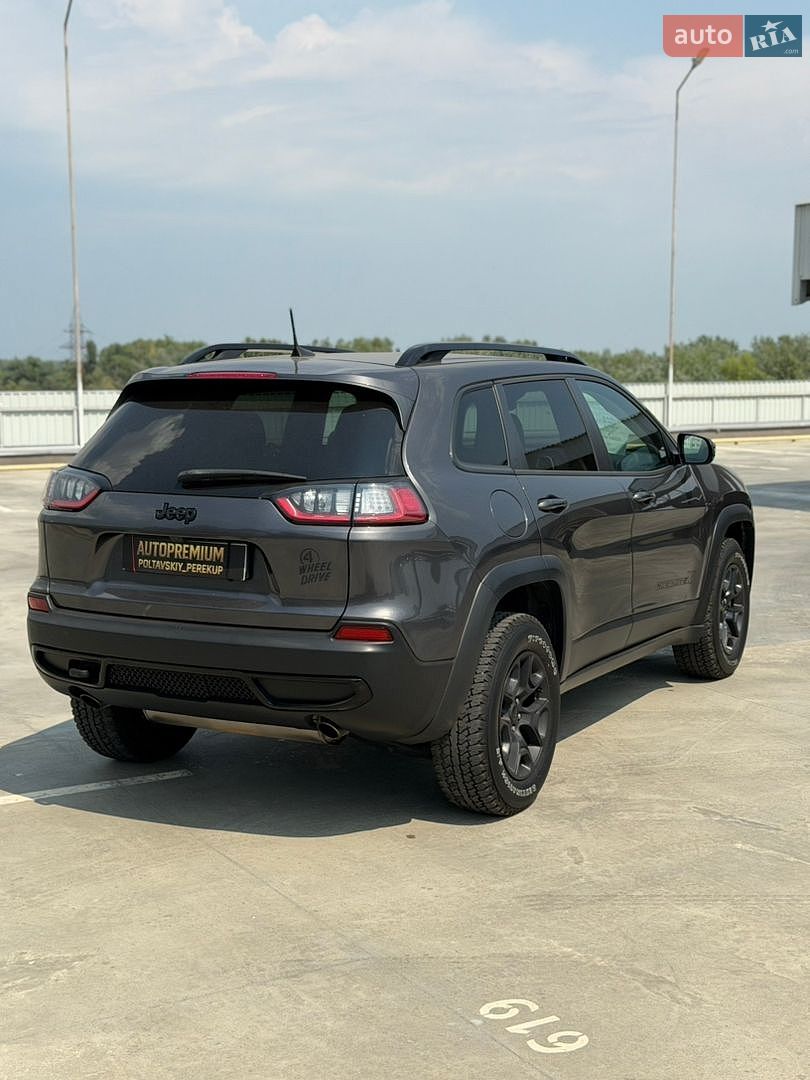 Jeep Cherokee 2022 VIN 1C4PJMCX7ND556012 фото оголошення 6 з 20