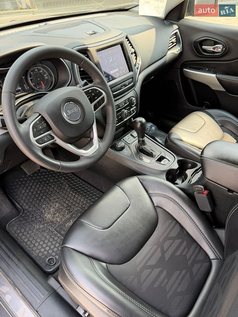 Jeep Cherokee 2022 VIN 1C4PJMCX7ND556012 фото оголошення 8 з 20