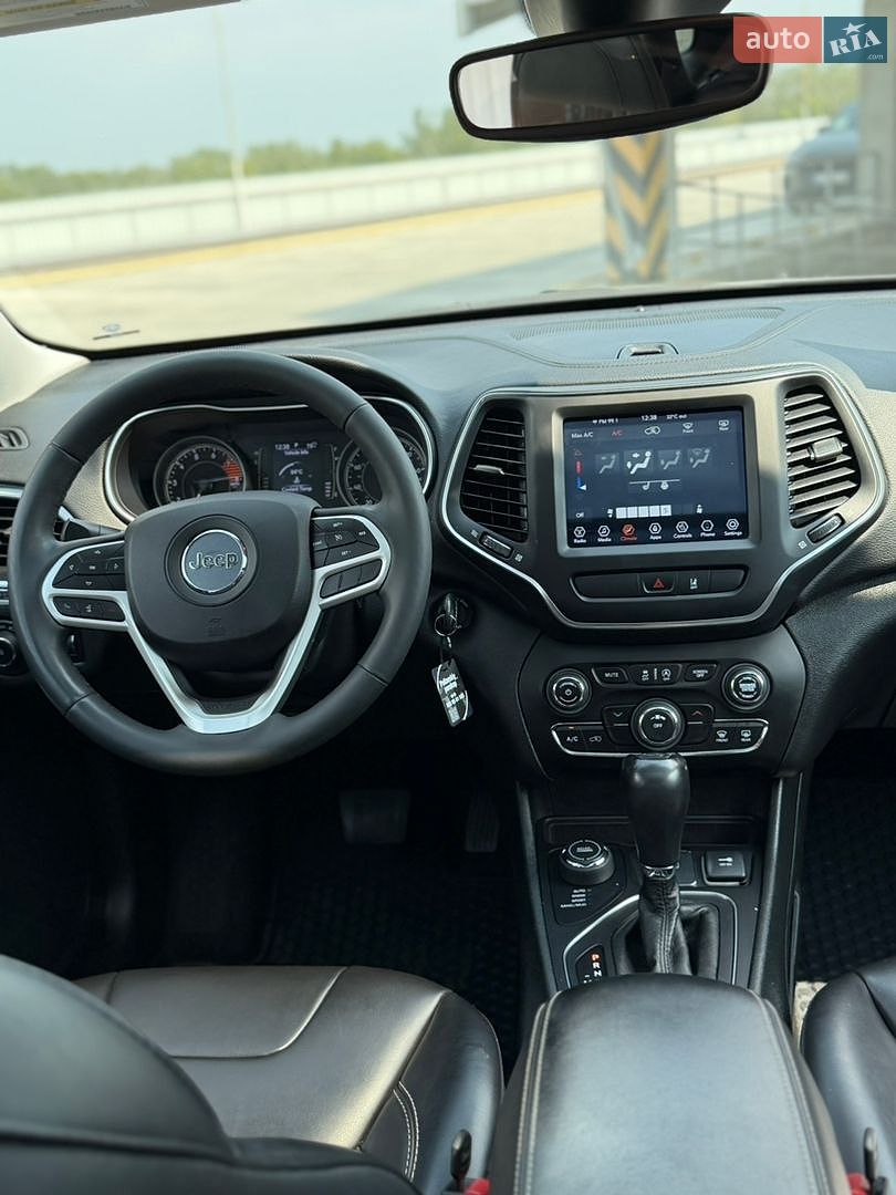 Jeep Cherokee 2022 VIN 1C4PJMCX7ND556012 фото оголошення 10 з 20