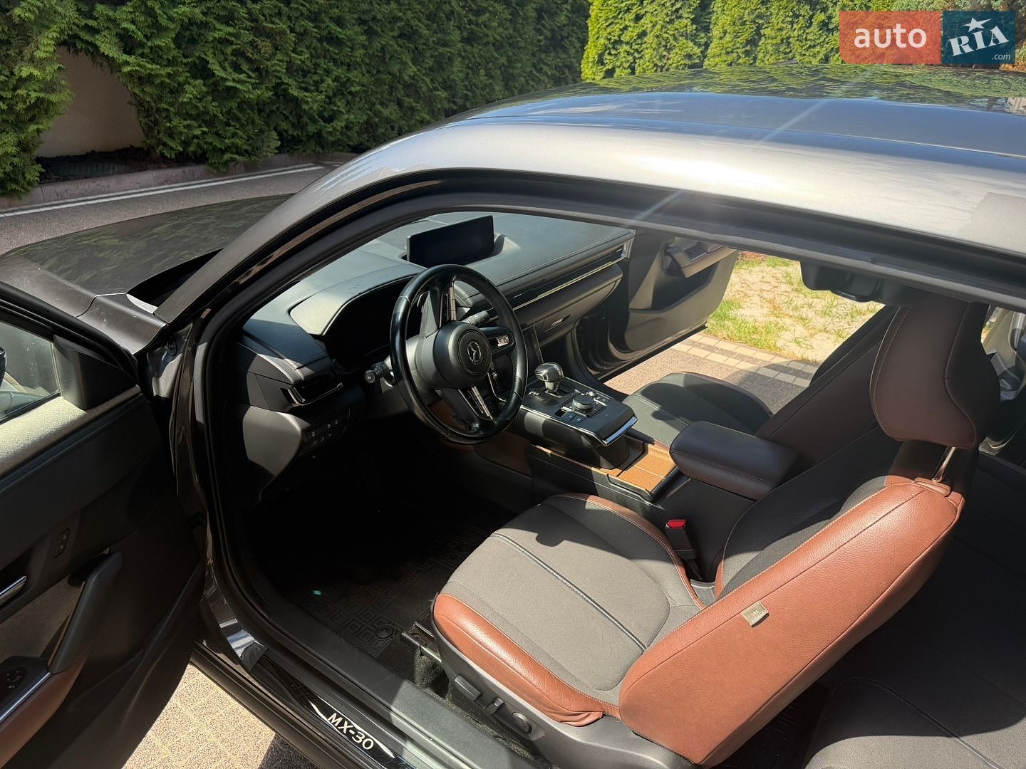 Mazda MX-30 2020 VIN JMZDR1WBJ00108136 фото оголошення 7 з 18