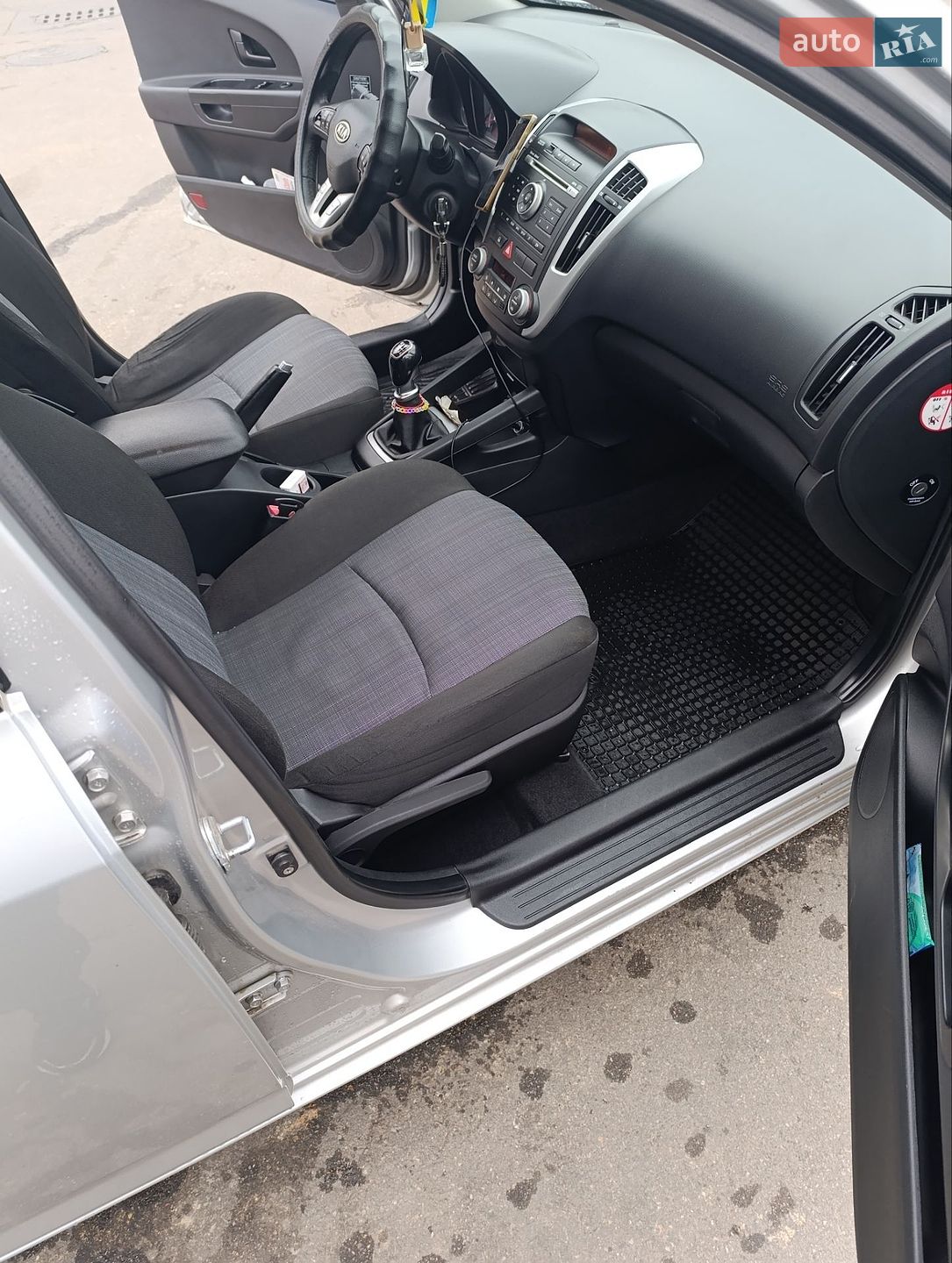 Kia Ceed 2012 VIN U5YHB816ACL249046 фото оголошення 12 з 14