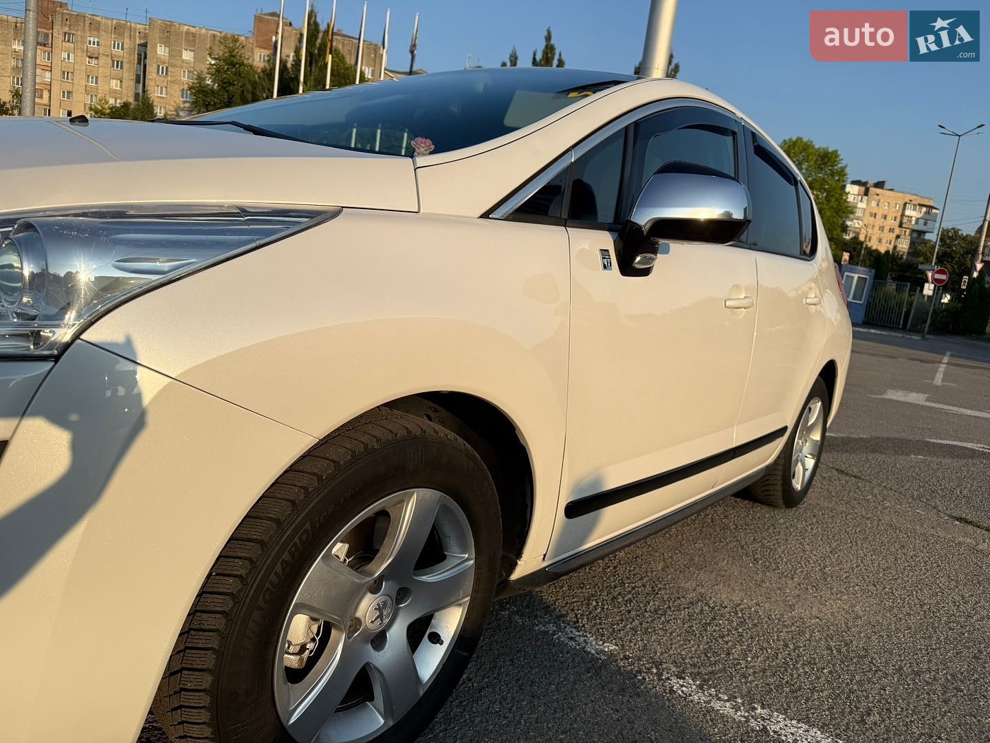 Peugeot 3008 2013 VIN VF3HURHC8DS199947 фото оголошення 2 з 20