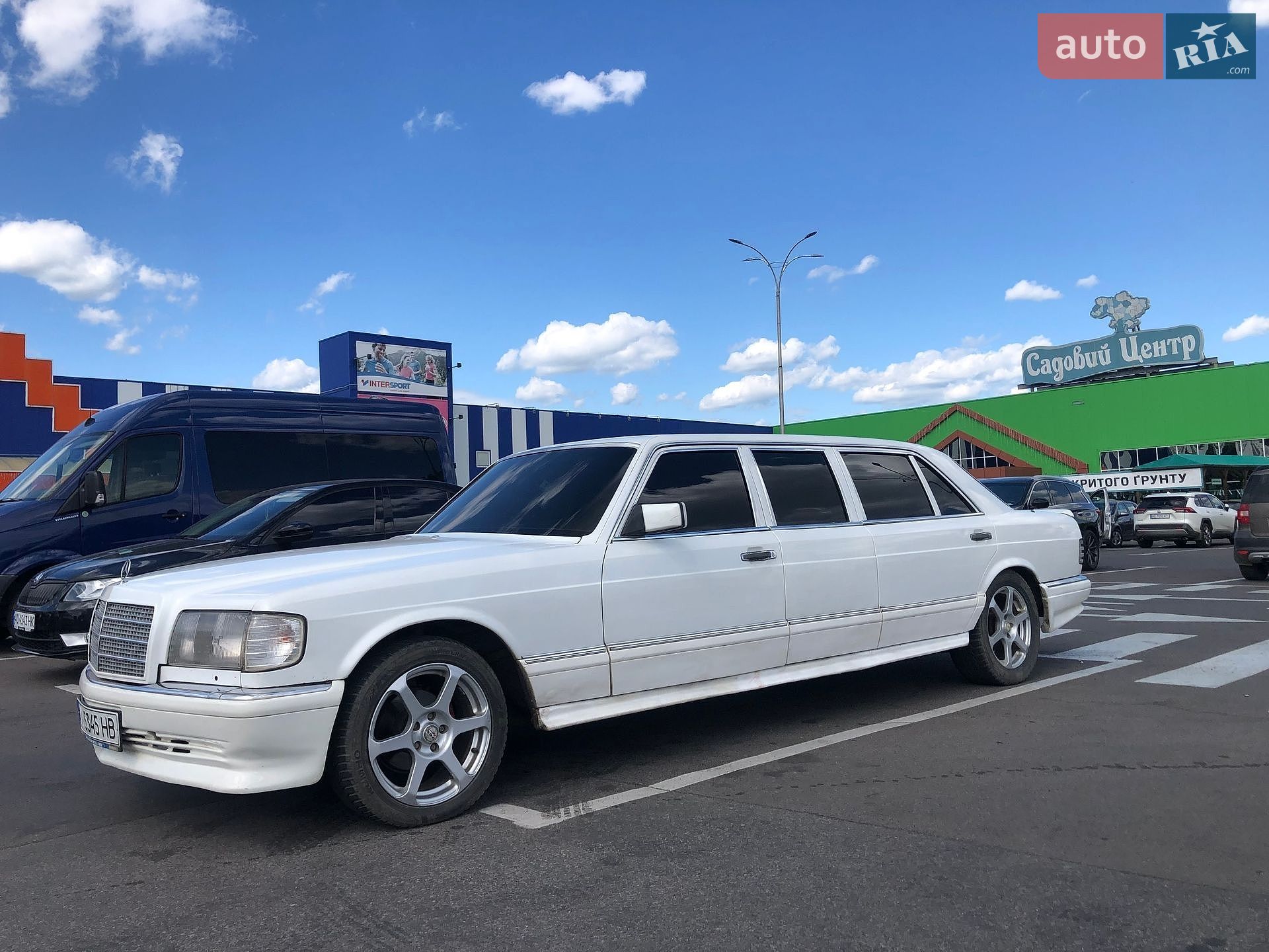 Mercedes-Benz S-Class 1981 VIN WDB12603212018576 фото оголошення 2 з 9