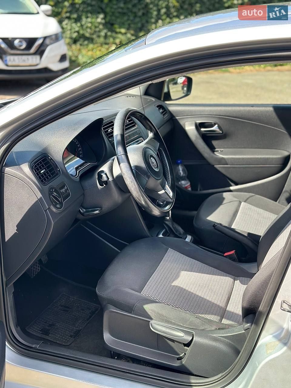 Volkswagen Polo 2011 VIN XW8ZZZ61ZCG013239 фото оголошення 16 з 24