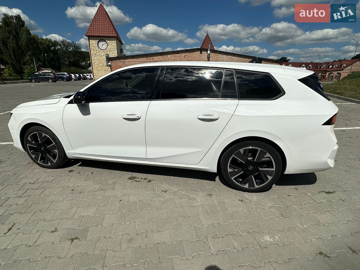 Opel Astra Electric 2023 VIN VXKFNZKWZP1098044 фото оголошення 8 з 15