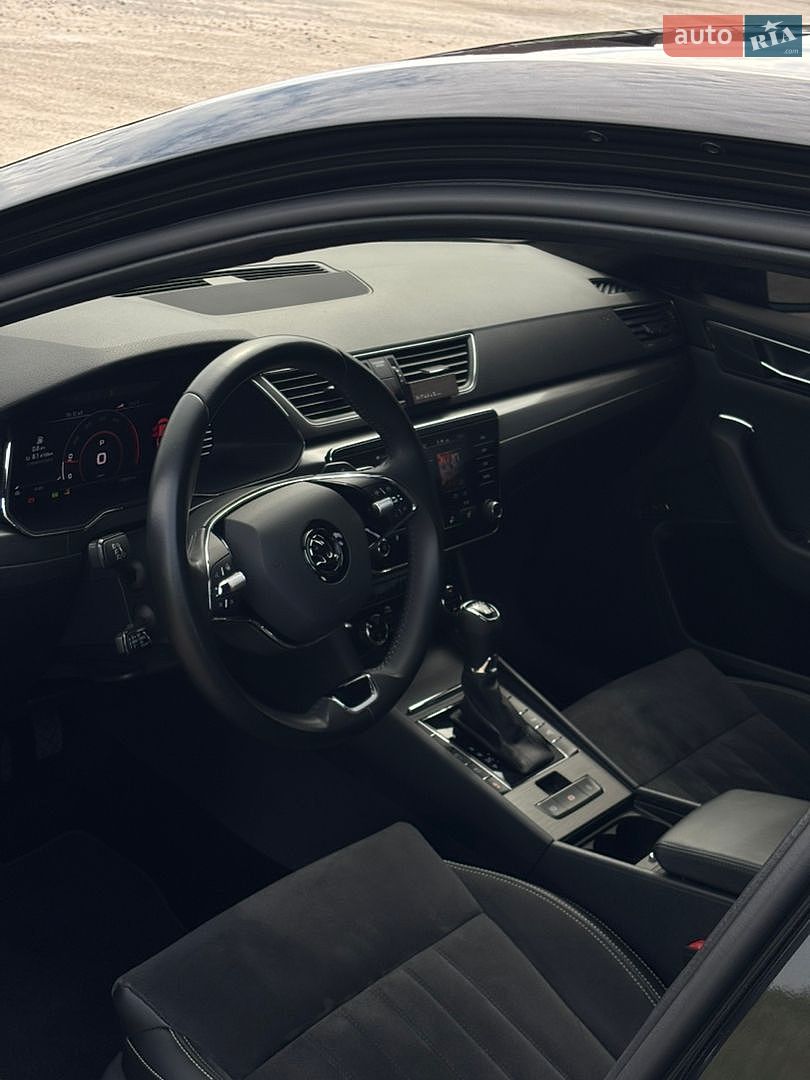 Skoda Superb 2021 VIN TMBCR9NP0M7042128 фото оголошення 34 з 36