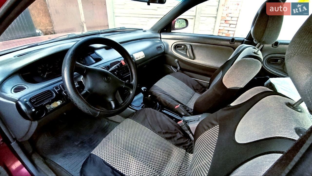 Mazda 626 1992 VIN JMZGE14A201173257 фото оголошення 3 з 7