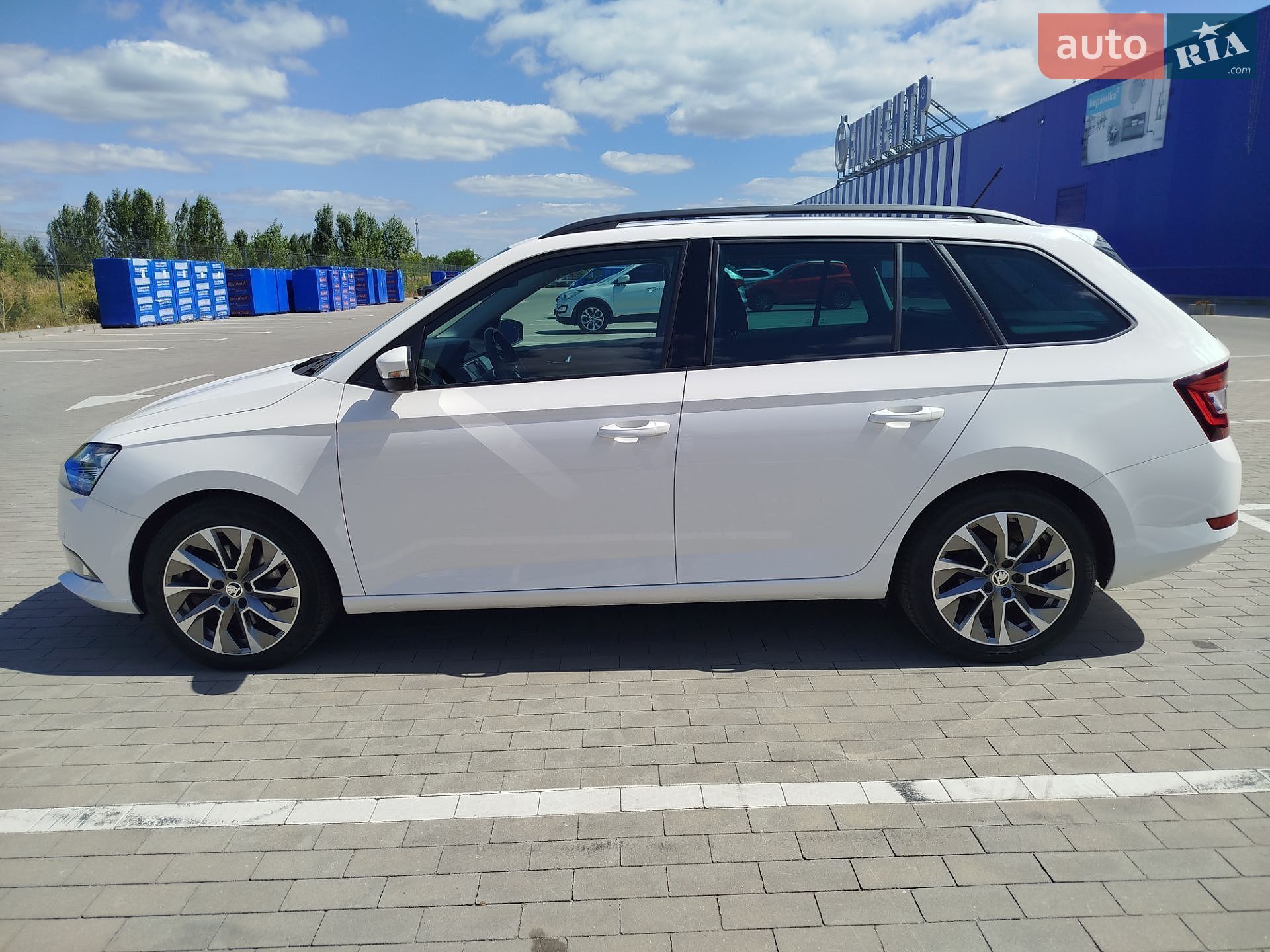 Skoda Fabia 2022 VIN TMBJP6NJ8NZ019581 фото оголошення 5 з 32
