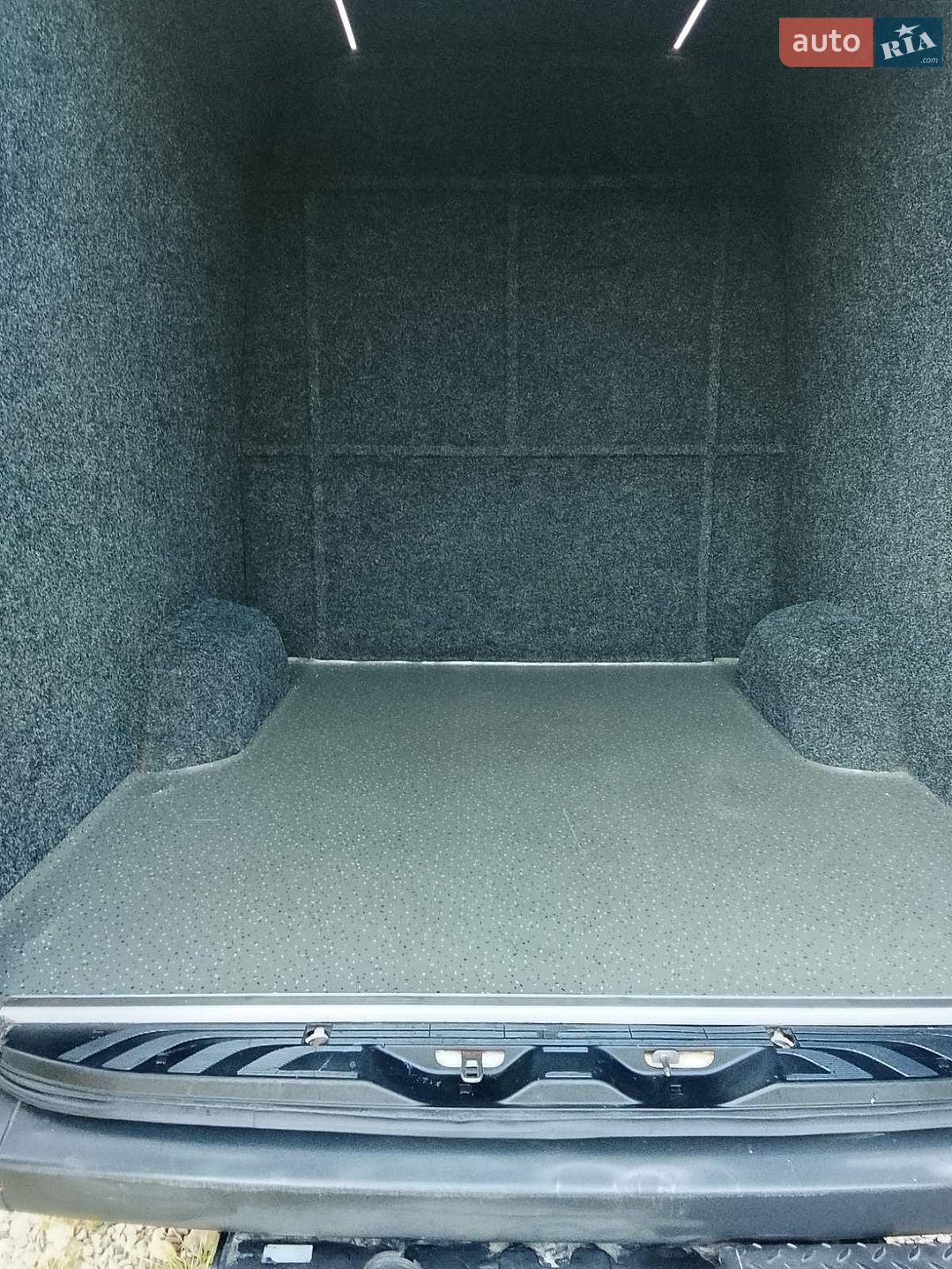 Mercedes-Benz Sprinter 2019 VIN WDB9076351P075399 фото оголошення 14 з 21