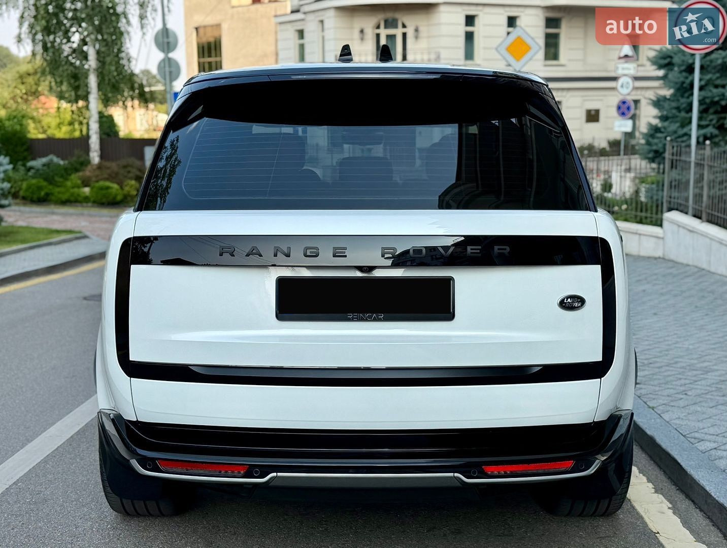 Land Rover Range Rover 2022 VIN SALKA9B7XPA043312 фото оголошення 10 з 23