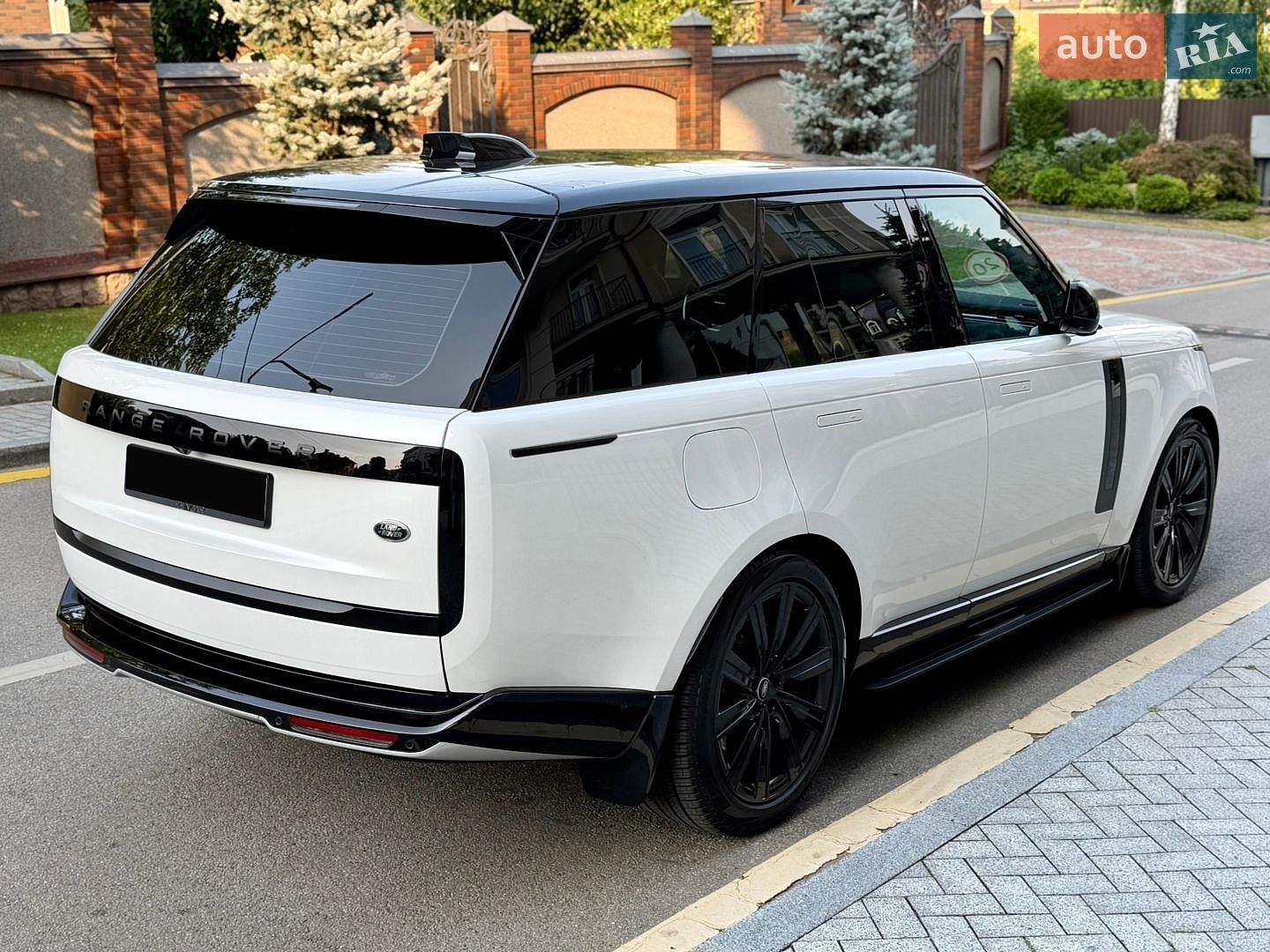 Land Rover Range Rover 2022 VIN SALKA9B7XPA043312 фото оголошення 11 з 23