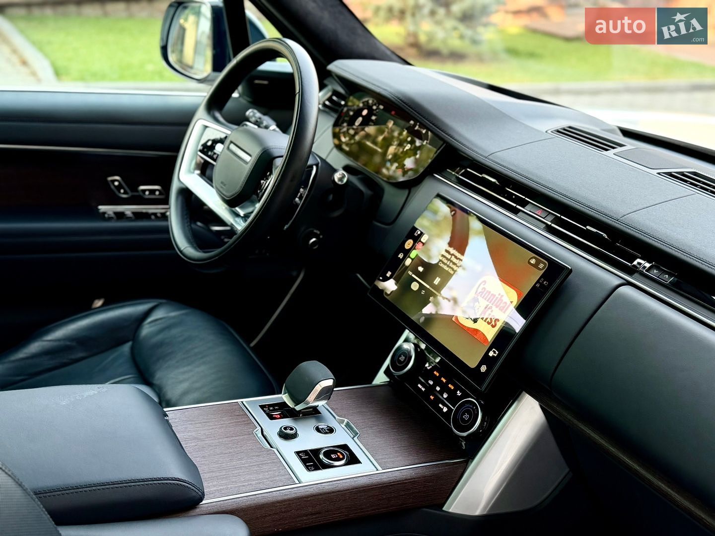 Land Rover Range Rover 2022 VIN SALKA9B7XPA043312 фото оголошення 14 з 23