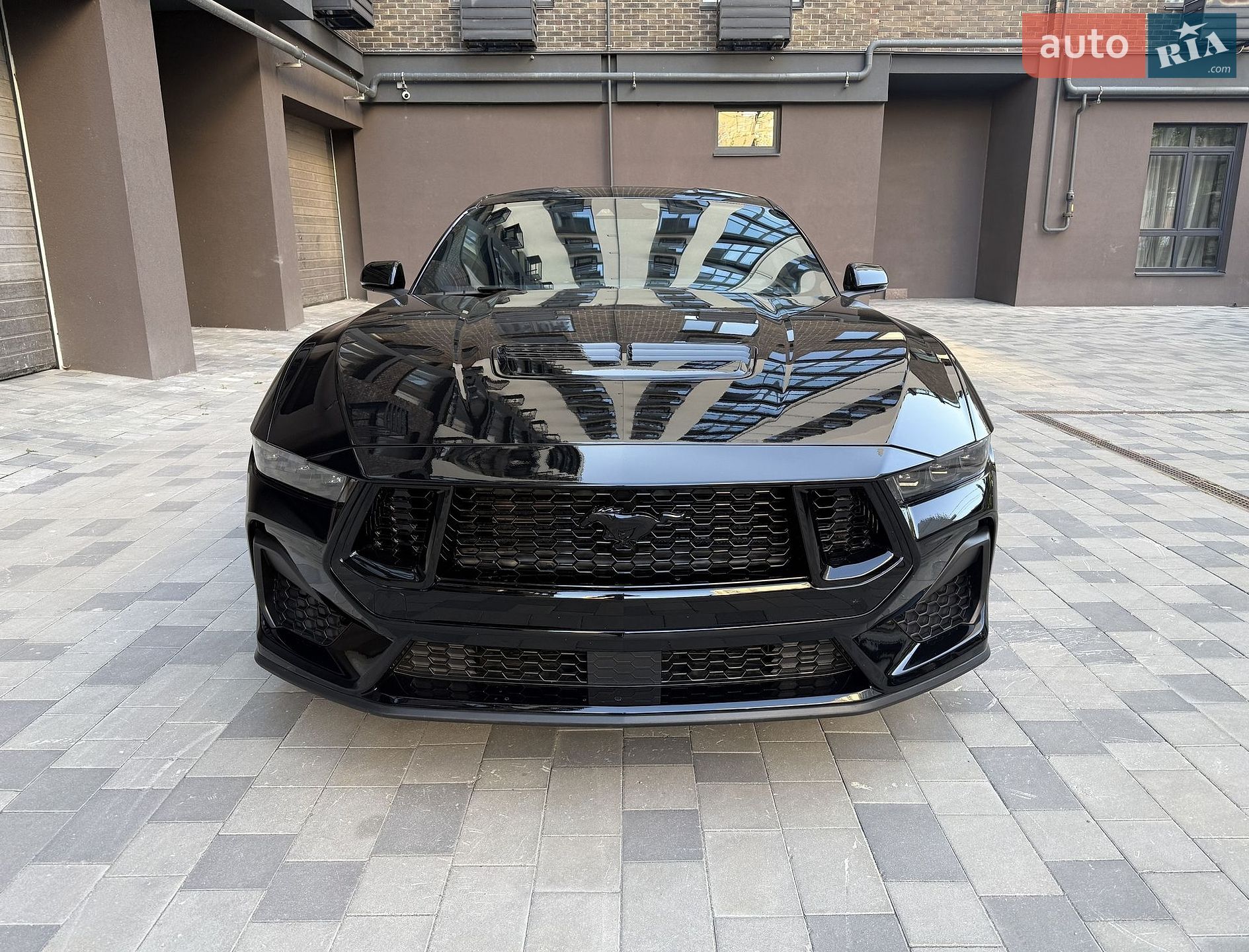 Ford Mustang 2025 VIN 1FA6P8CF9S5407251 фото оголошення 2 з 48
