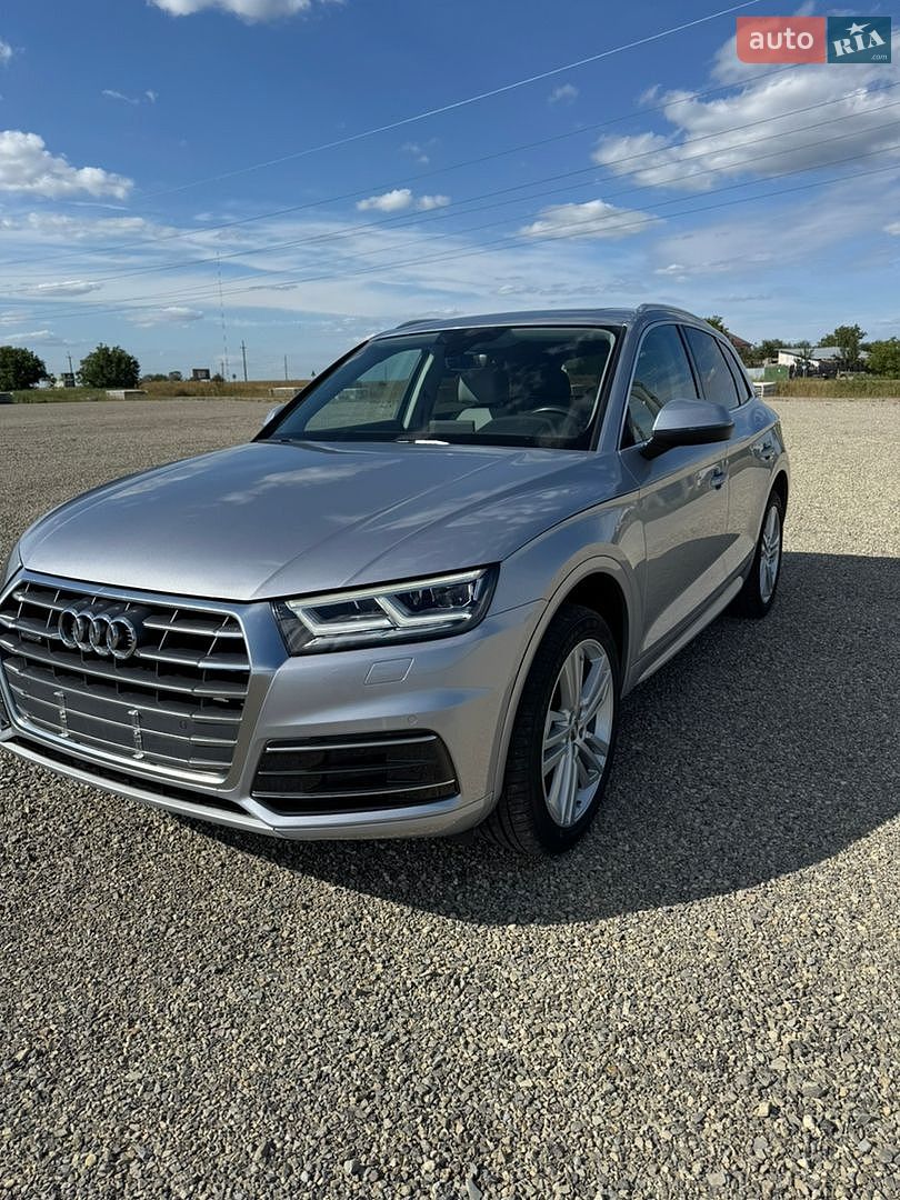 Audi Q5 2018 VIN WA1BNAFY3J2224814 фото оголошення 2 з 15
