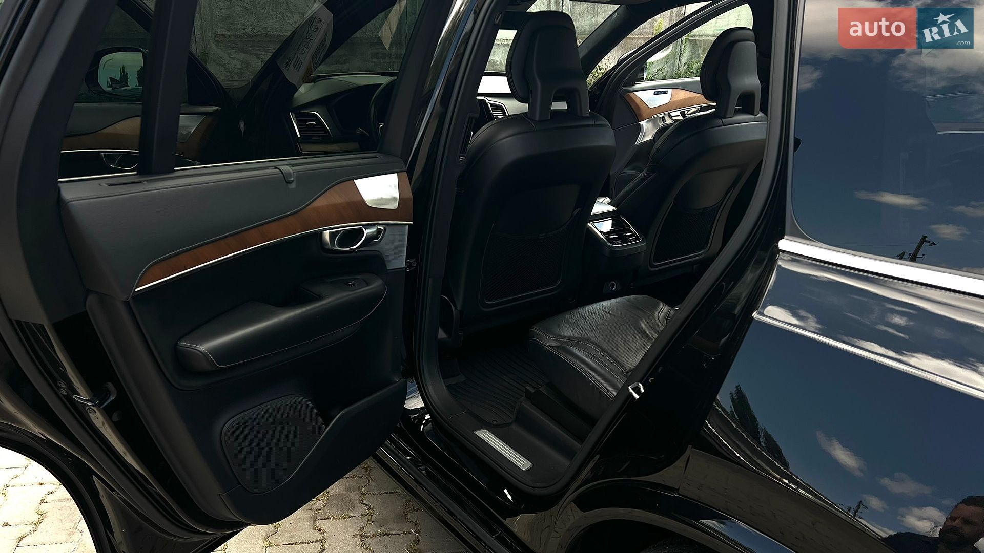 Volvo XC90 2017 VIN YV4A22PL4J1337287 фото оголошення 13 з 23