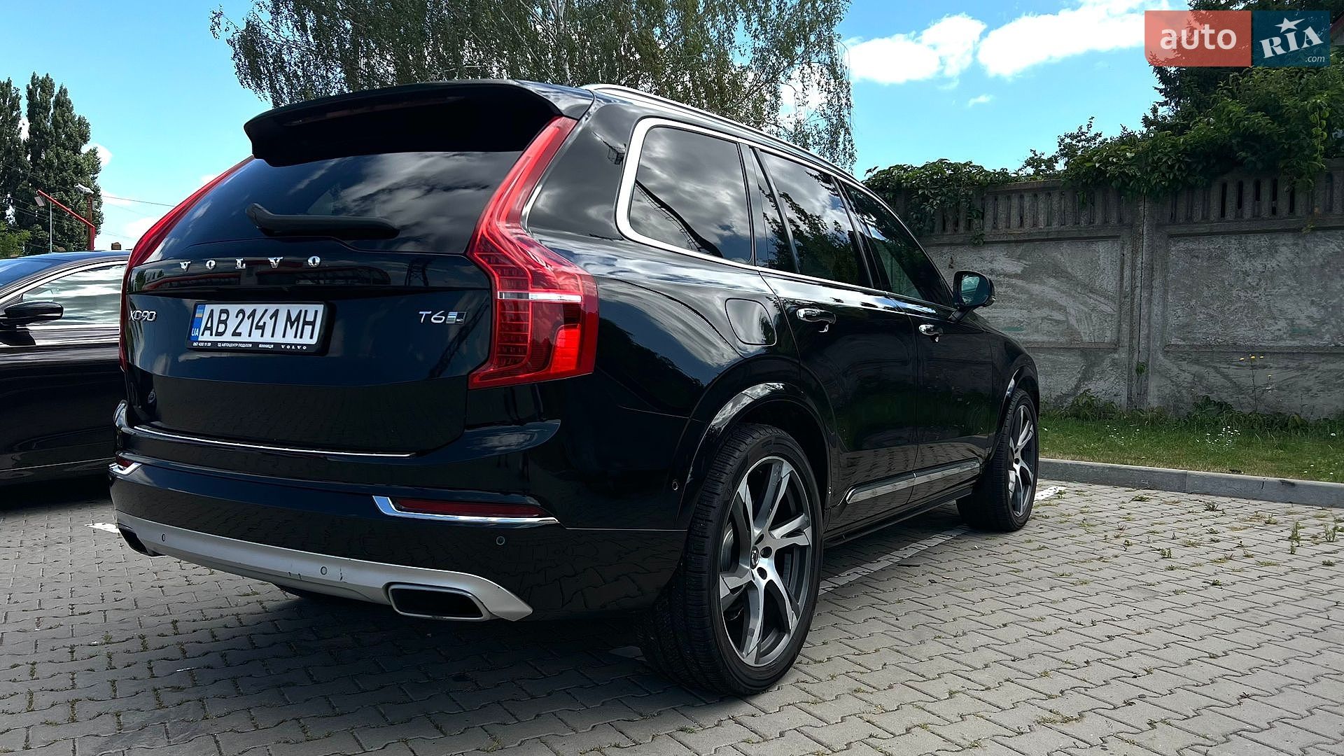 Volvo XC90 2017 VIN YV4A22PL4J1337287 фото оголошення 4 з 23