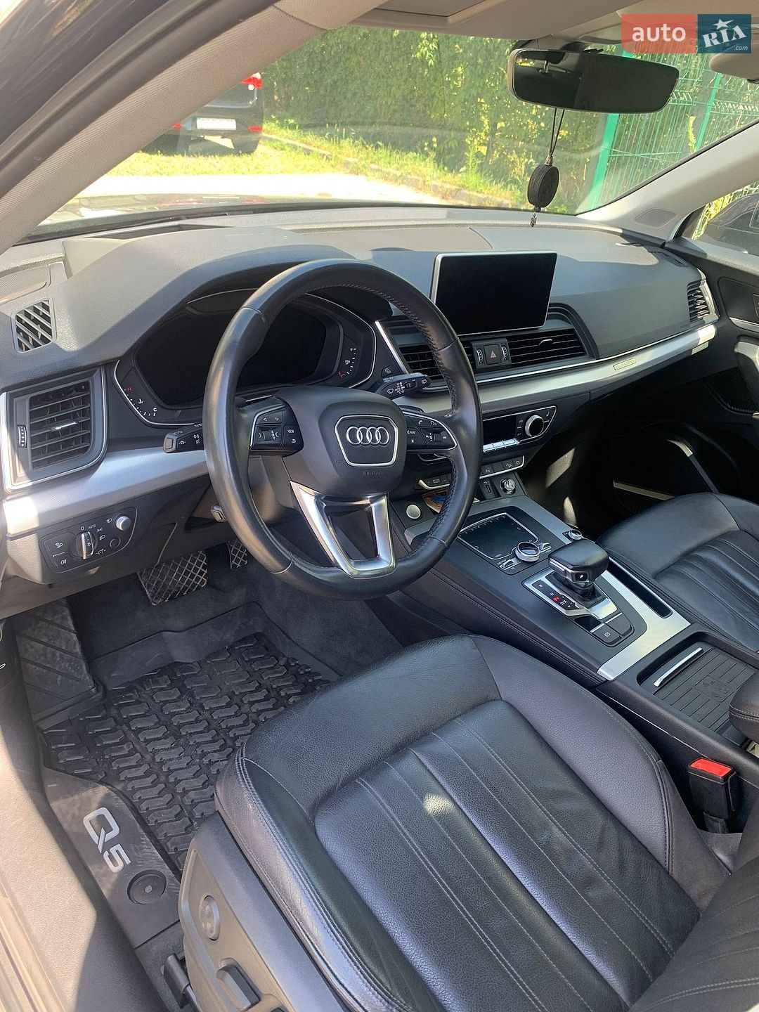 Audi Q5 2019 VIN WA1CNAFY3K2067291 фото оголошення 28 з 35