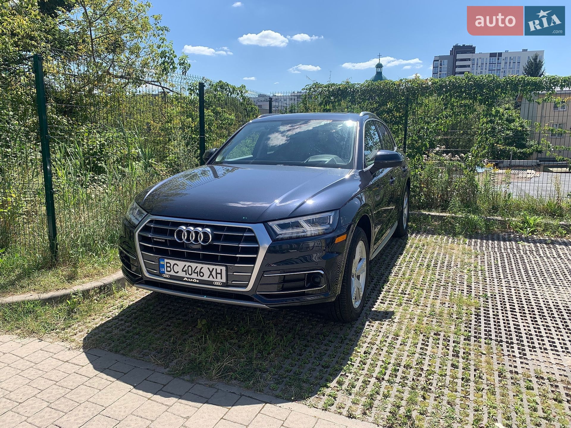 Audi Q5 2019 VIN WA1CNAFY3K2067291 фото оголошення 18 з 35