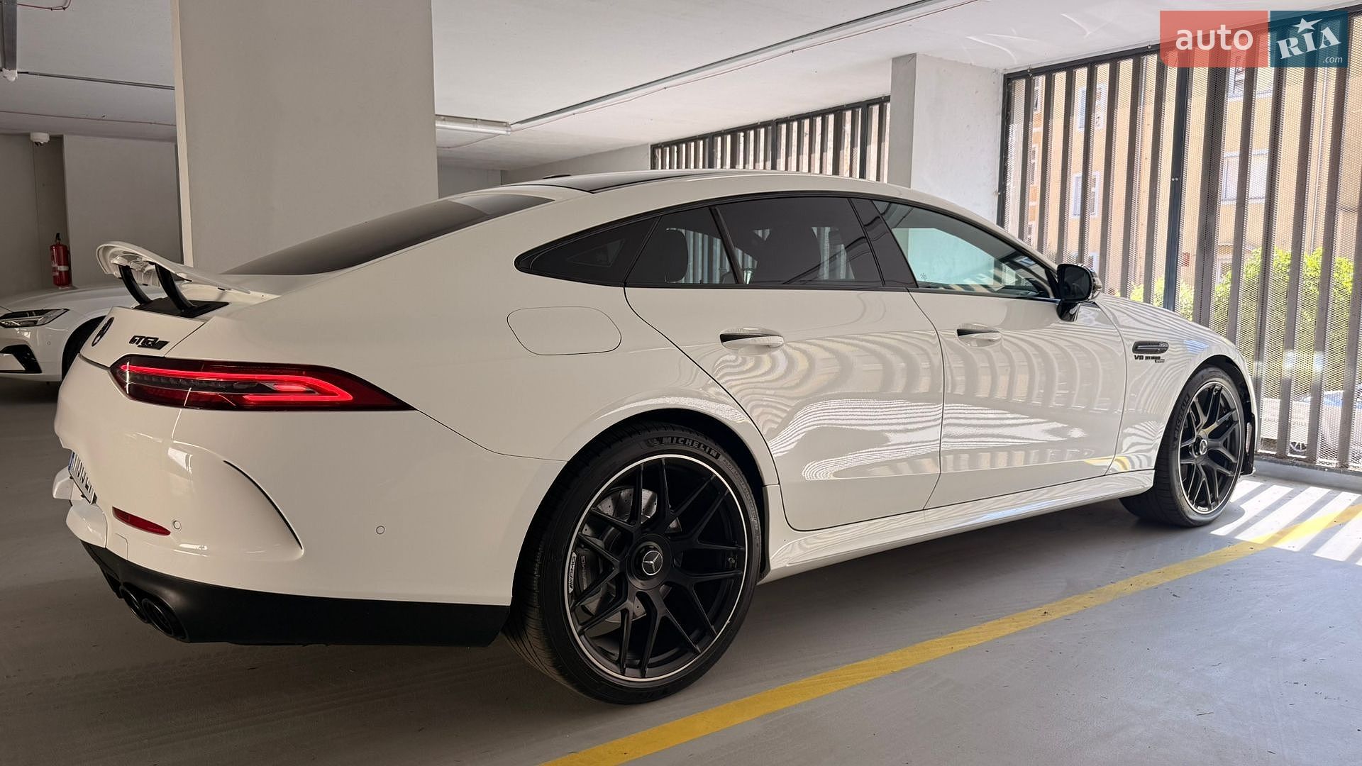 Mercedes-Benz AMG GT 4-Door Coupe 2019 VIN WDD7X6BB3KA008494 фото оголошення 16 з 22
