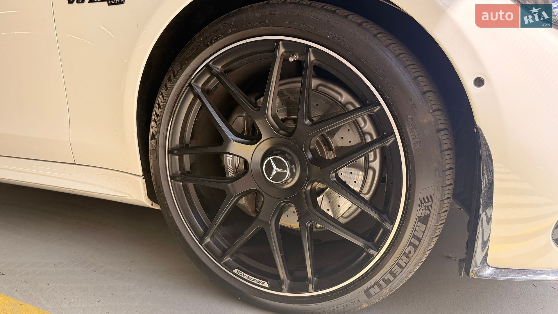 Mercedes-Benz AMG GT 4-Door Coupe 2019 VIN WDD7X6BB3KA008494 фото оголошення 17 з 22