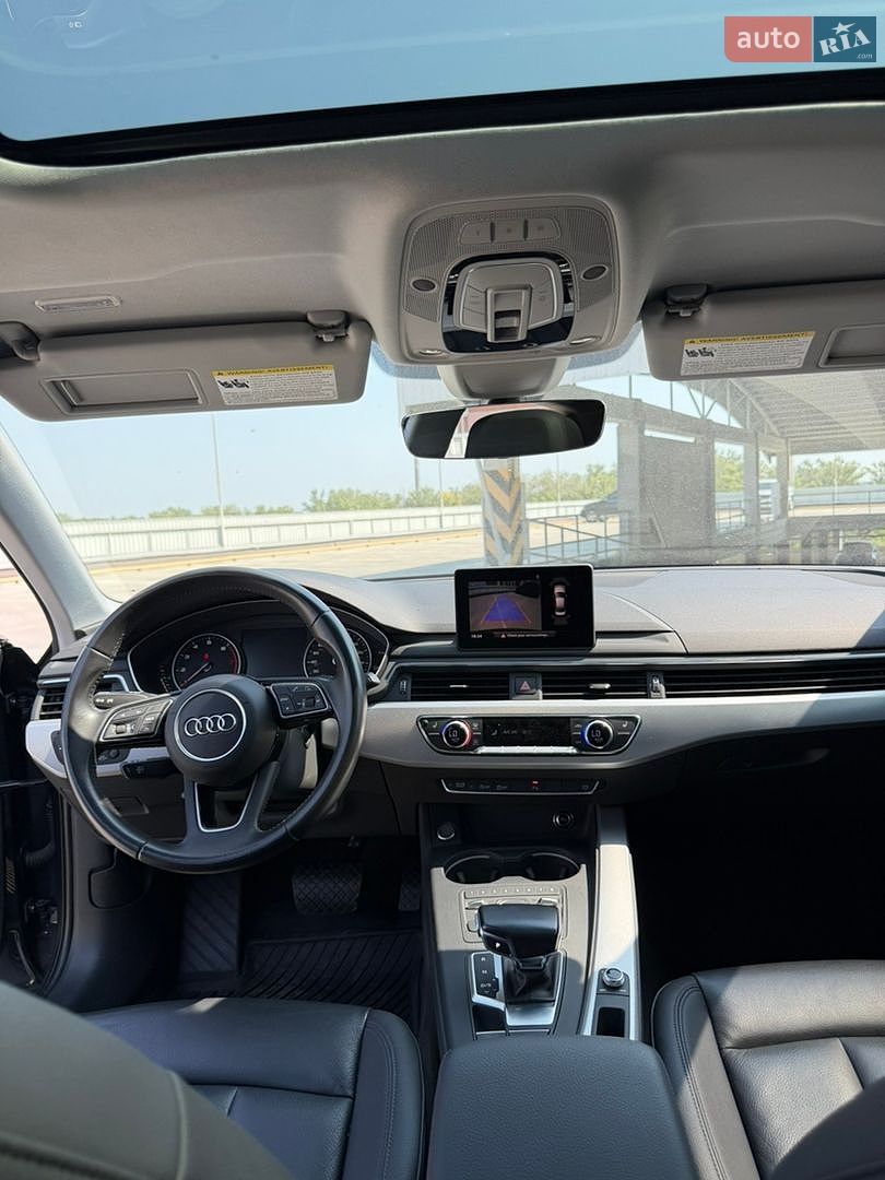 Audi A4 2016 VIN WAUGNAF4XHN018002 фото оголошення 10 з 19
