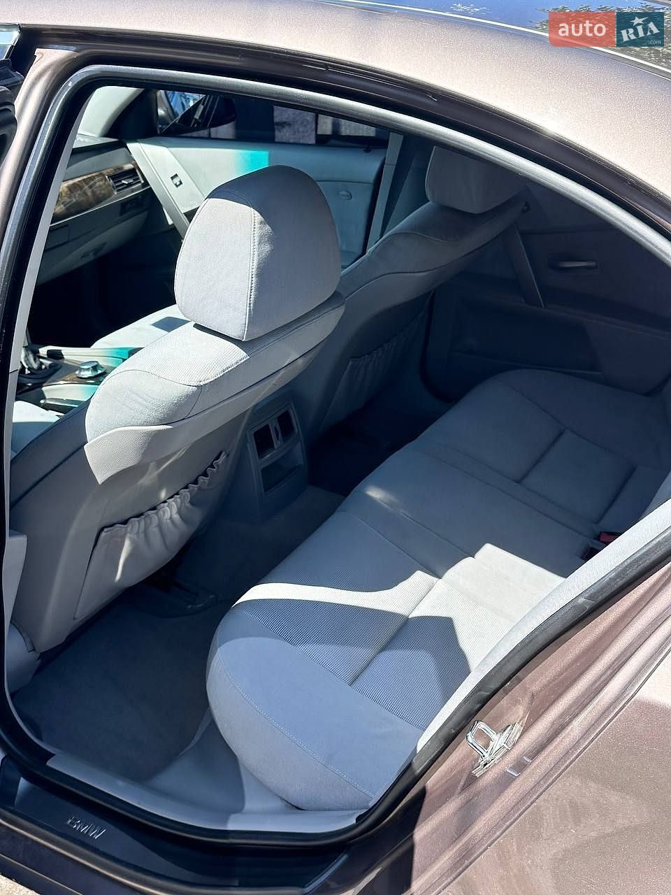 BMW 5 Series 2003 VIN WBANA71060B104939 фото оголошення 2 з 19